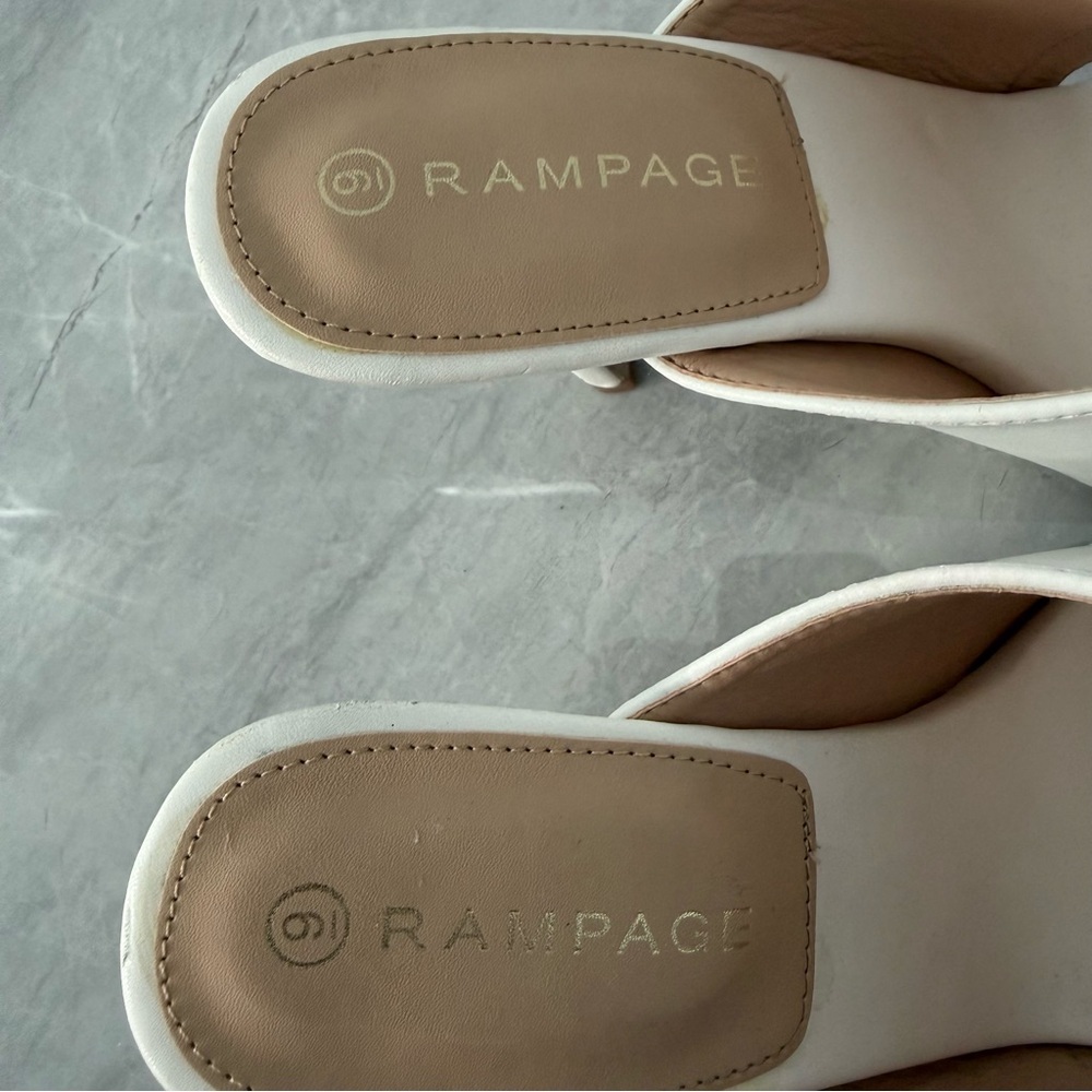 NWOT Women’s Rampage Frida Square Open Toe Mule Heel Thong Sandals Size 9 - Picture 9 of 13